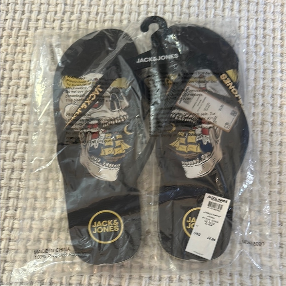 Jack & Jones Black Flip-Flops with Skull Design